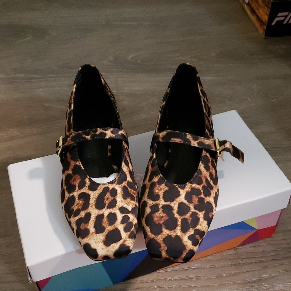 Katy Perry Collections Brown and Black Leopard Flats